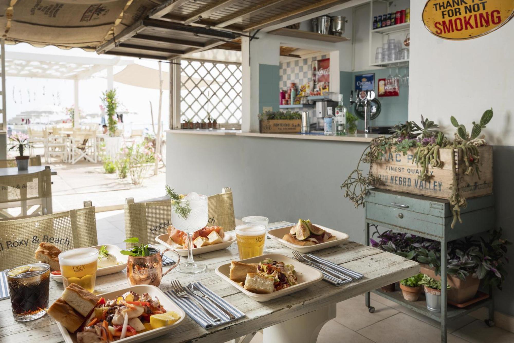 צ'סנטיקו Hotel Roxy & Beach מראה חיצוני תמונה
